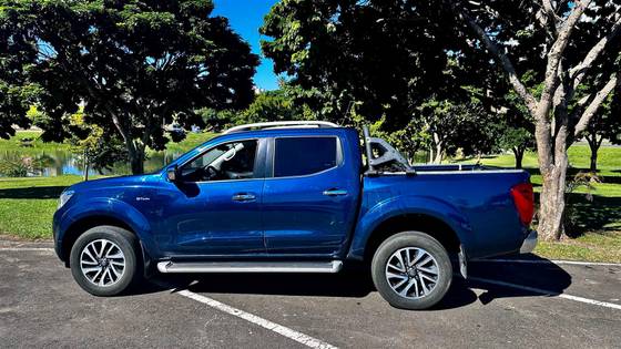NISSAN FRONTIER 2.3 16V TURBO DIESEL LE CD 4X4 AUTOMÁTICO